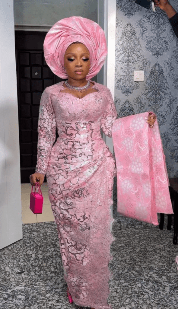 Classy Asoebi Styles