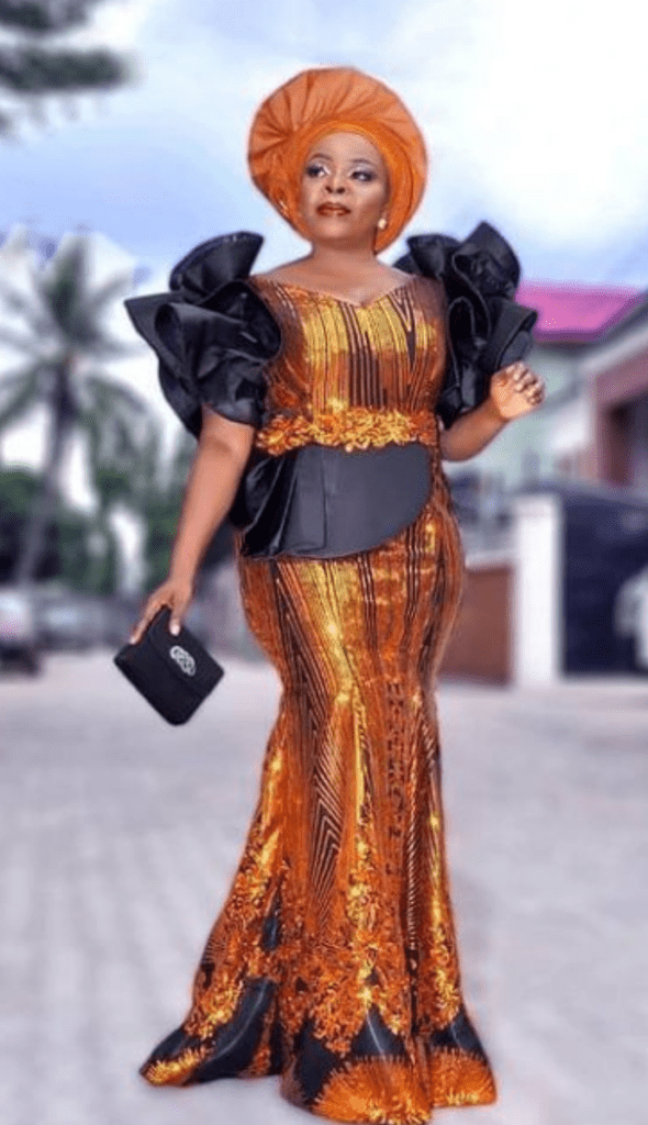 Classy Asoebi Styles