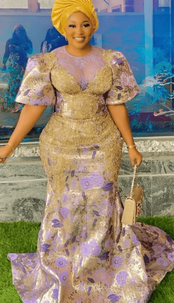Classy Asoebi Styles